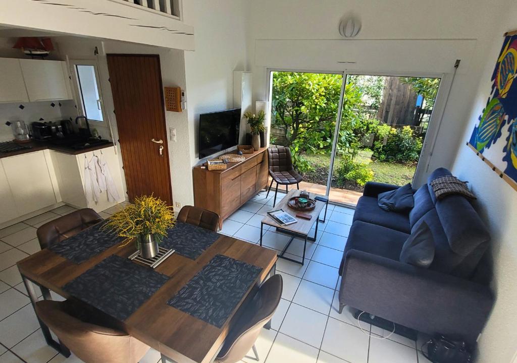 ESTIVALES 30- Maison mitoyenne pour 6 personnes - 3