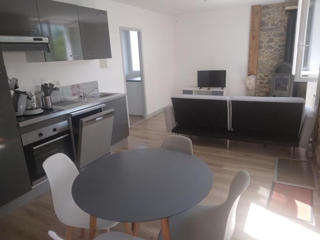 Appartement T2-Cambo-les-Bains - 4
