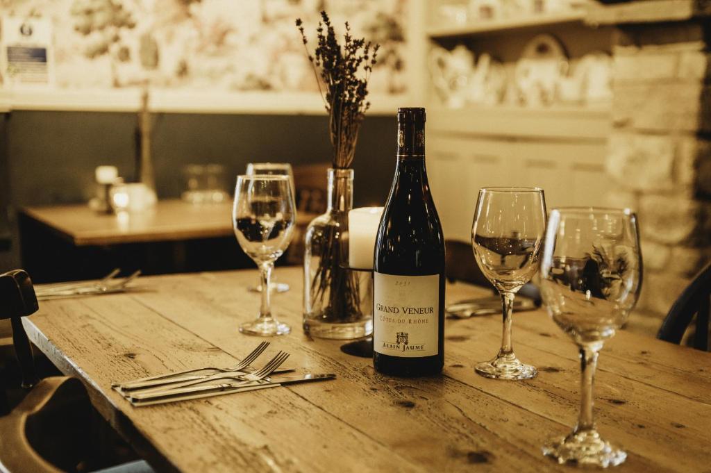 ザ ホワイト ライオン イン (The White Lion Inn) ラウンジ