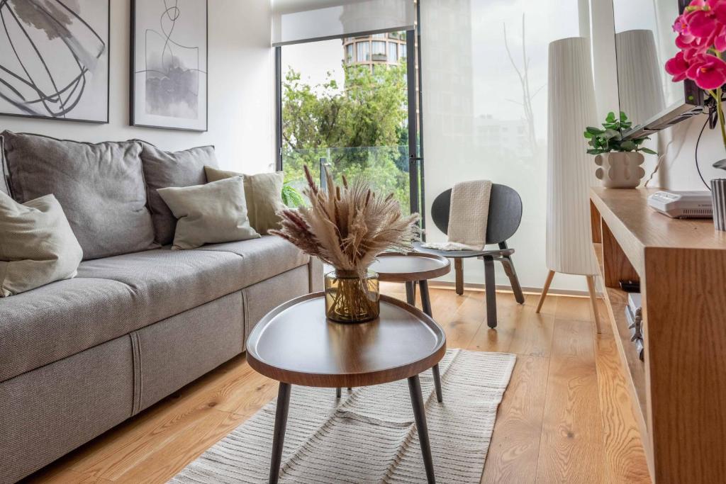Amazing 1BR in Roma Norte with AC balcony and Rooftop - 3