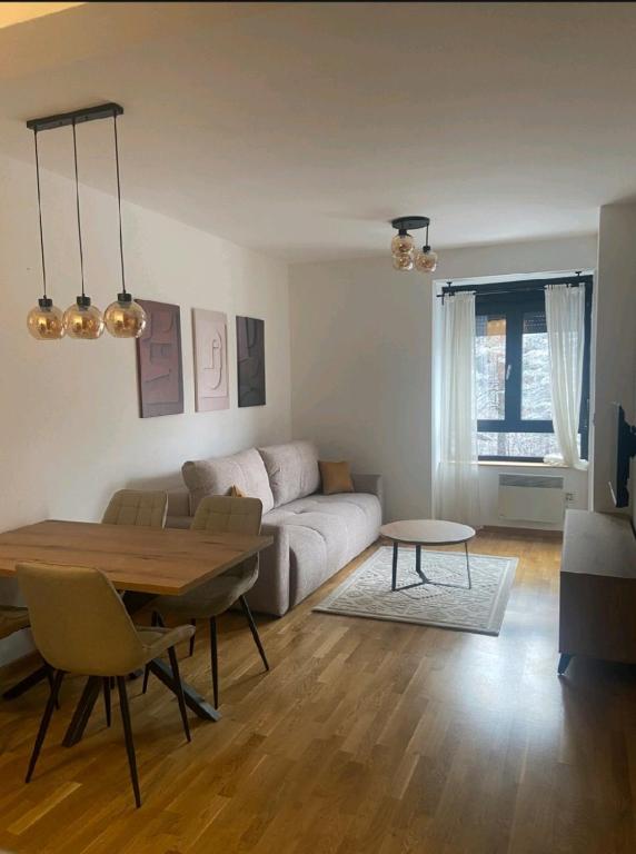 Apartment Pino Bianco 3 - 2