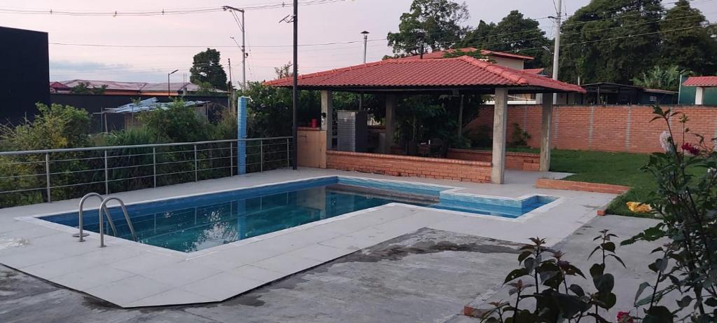 Country Experience with Pool and Parking - 5