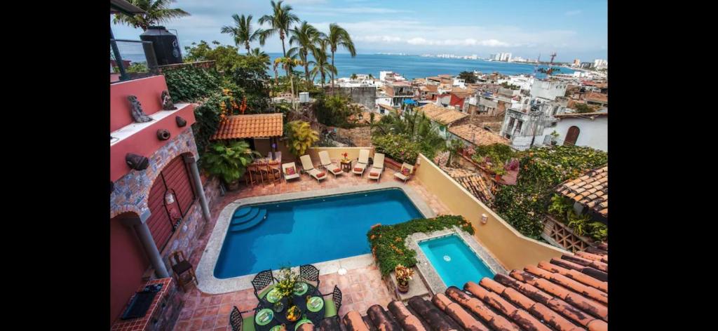 Private Oceanview Retreat, Steps to Malecon & Zona Romantica - 1