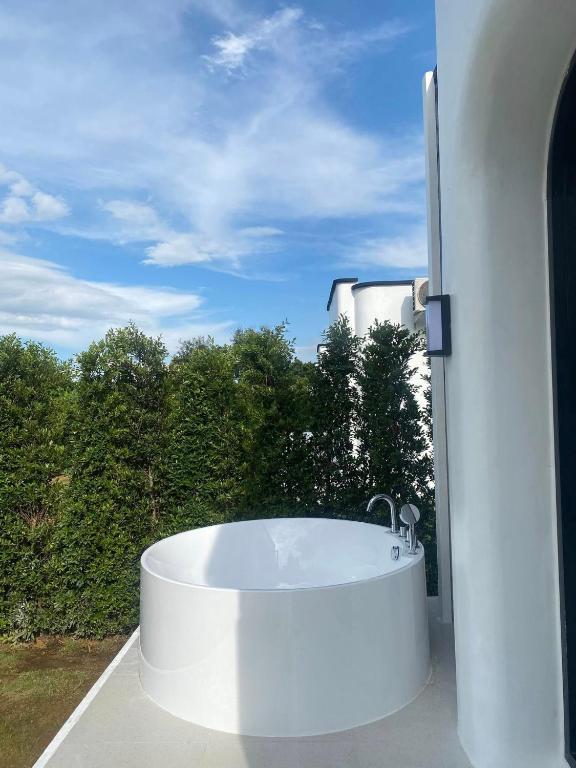 อ่างแช่น้ำร้อน