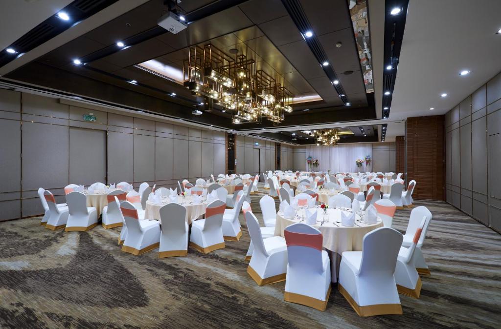 Banquet hall