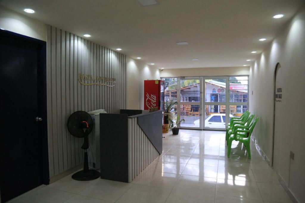 Hostal Bigote jimaichon travel - 2