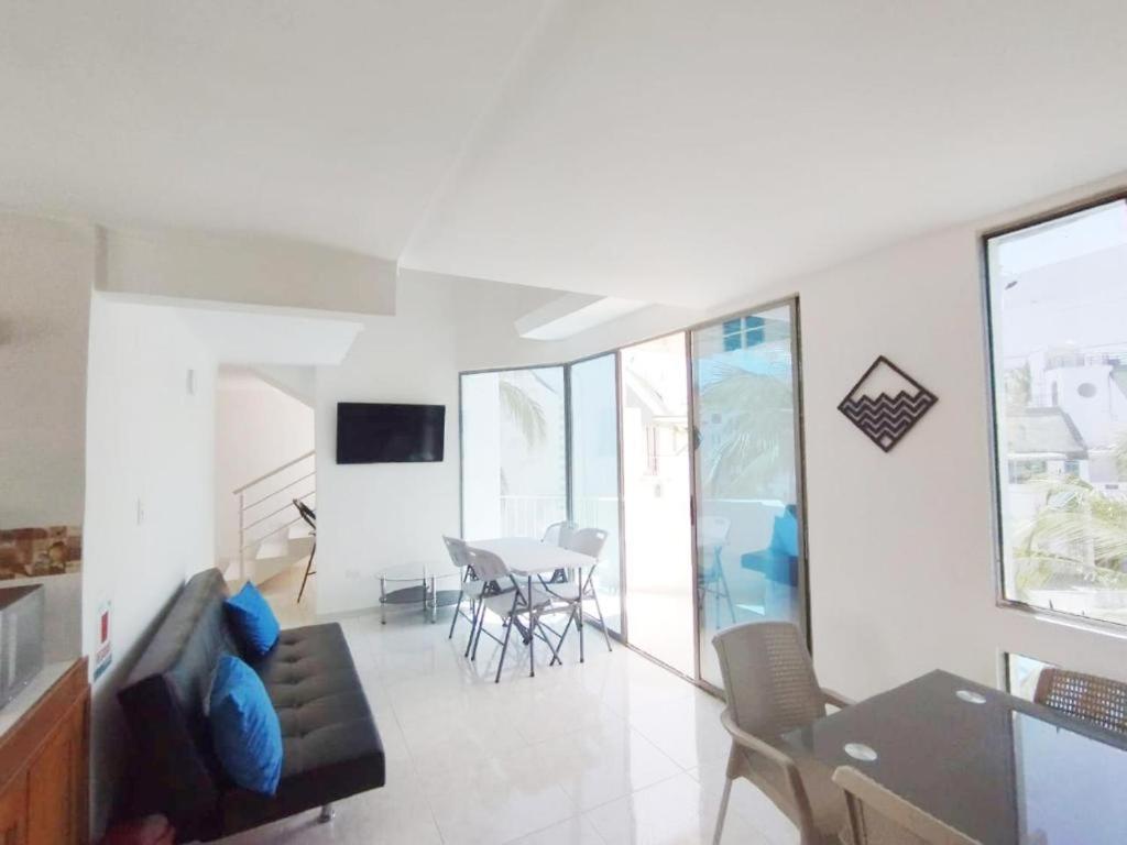 Apto grande duplex en Condominio La Mansión al lado del Cc Arrecife -Rodadero - 1
