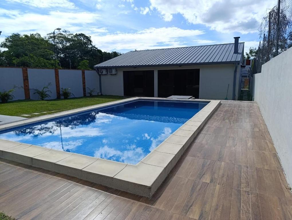 Alquilo Hermosa Casa a Estrenar en San Bernardino - 1