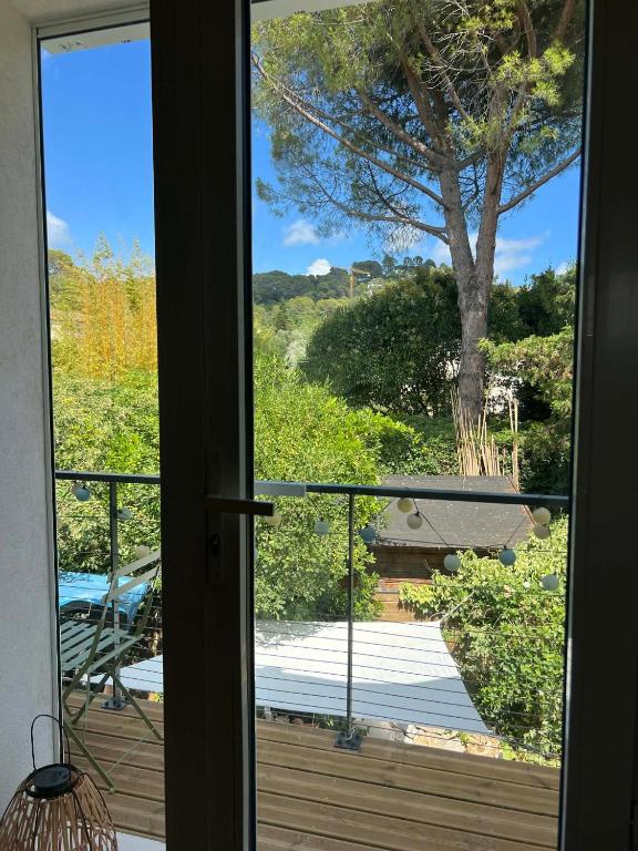 Le Carré Vert - superbe T2 au coeur de Mougins, clim, parking privé, piscine privative sur réservation - 3