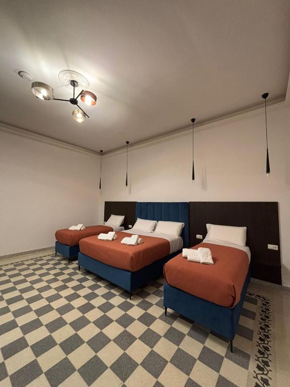 GSR Garibaldi Station Rooms - 3