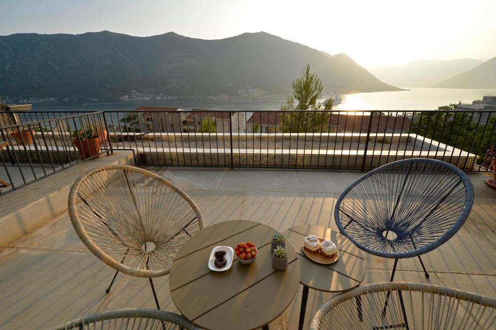 Design flat with impressive Boka bay view - 2