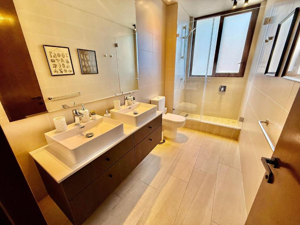Exclusive, spacious, and fully comfortable - 5