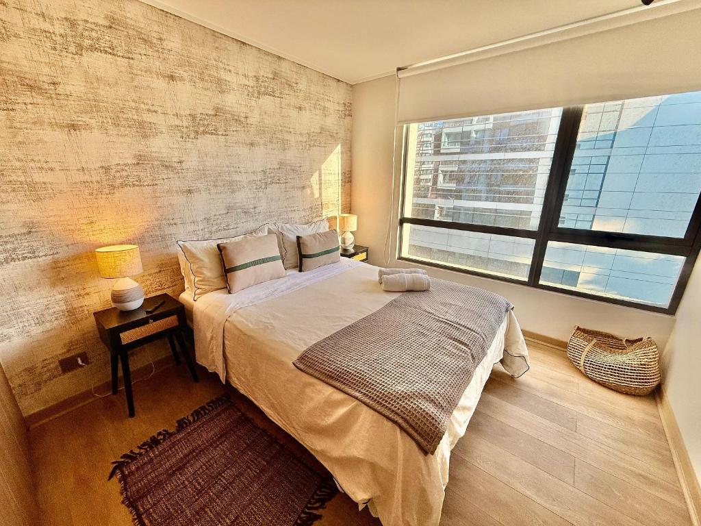 Modern decor and excellent location - 3