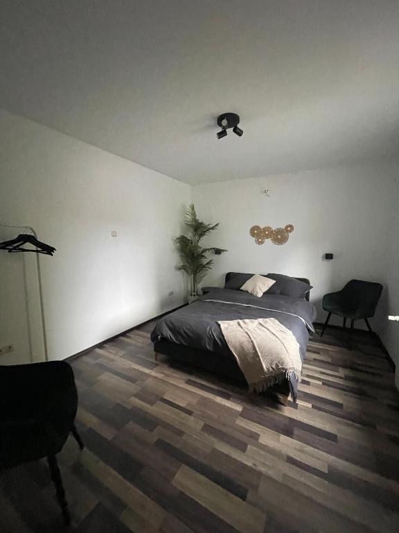 Modern & cozy 4-room apartment with charm - 3
