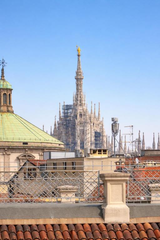 Duomo Charming Maison with Private Terrace - A Unique Milanese Experience - 5