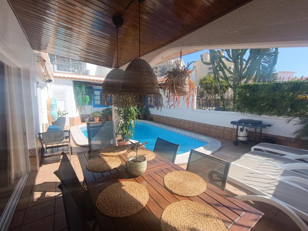 Beautiful Holiday Villa with heated private pool, Los Cristianos - 3