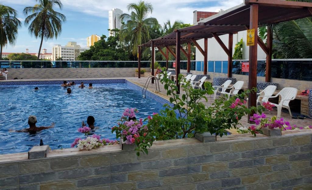 Apartamento con VISTA AL MAR, A una cuadra de la PLAYA. Piso 16 - 2