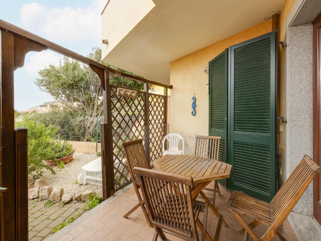 With private garden and air conditioning - 3