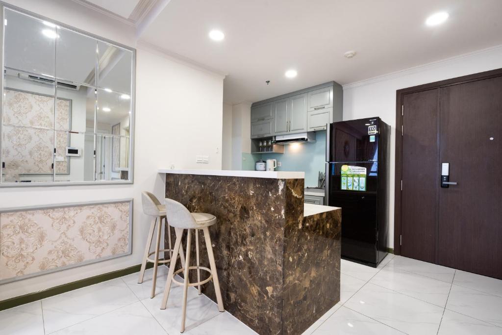 Stay With Me CBD Apartment - Rivergate Building
