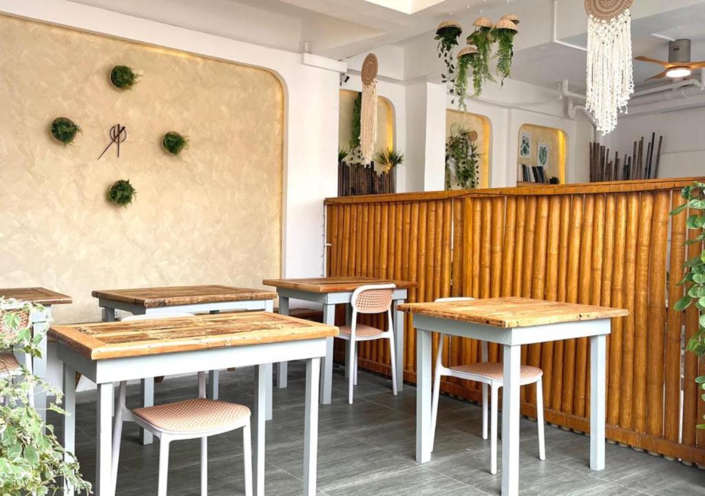 Facilities, Chill Out Hostel in Boracay Island