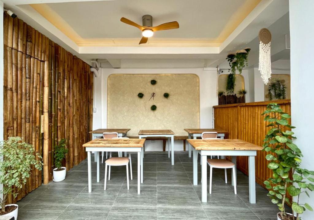 Facilities, Chill Out Hostel in Boracay Island