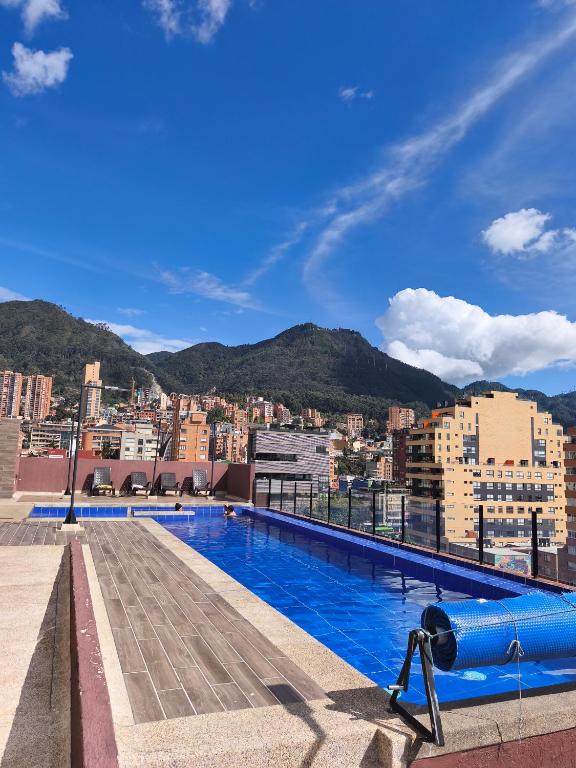 UrbanLofts Bogota Skyline Studio con Piscina - 1