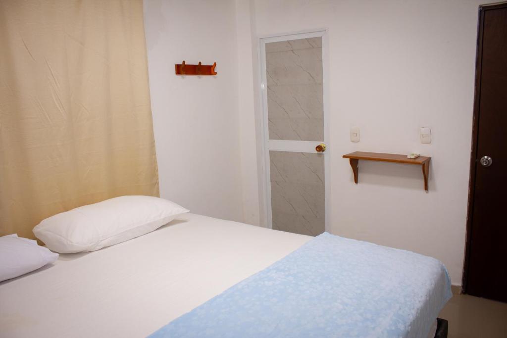 Hostal Encanto tropical - 2