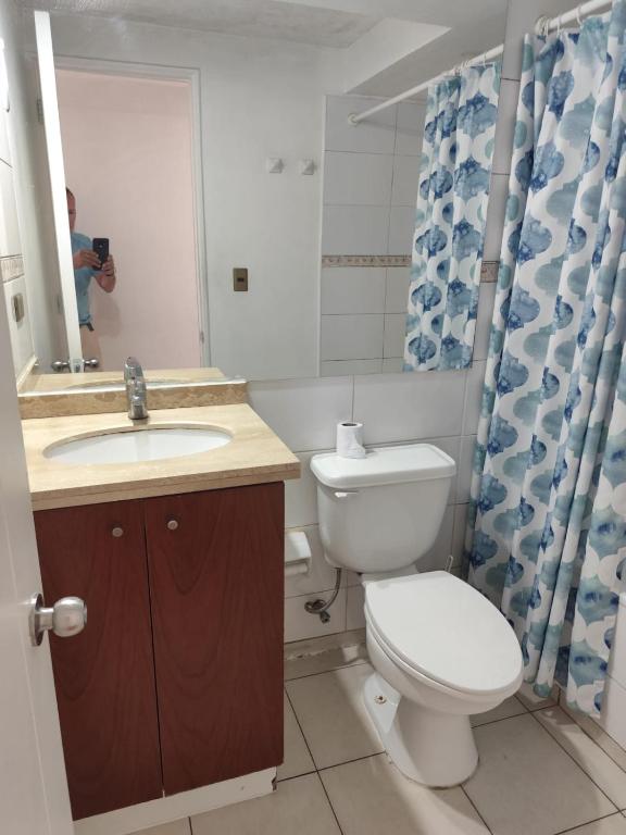 arriendo departamento 3 dormitorios,cerca del centro - 4