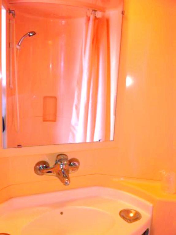 Premiere Classe Paris Ouest Nanterre La Defense Hotel photo