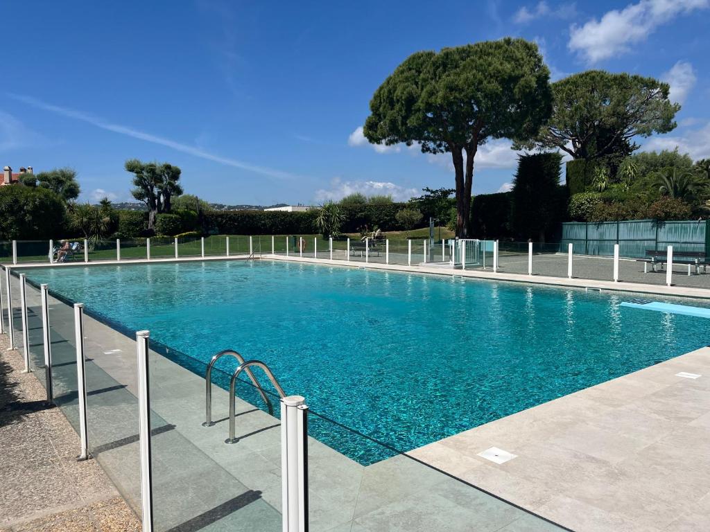 Beau T2 Piscine Parking privé Aperçu Mer - 1
