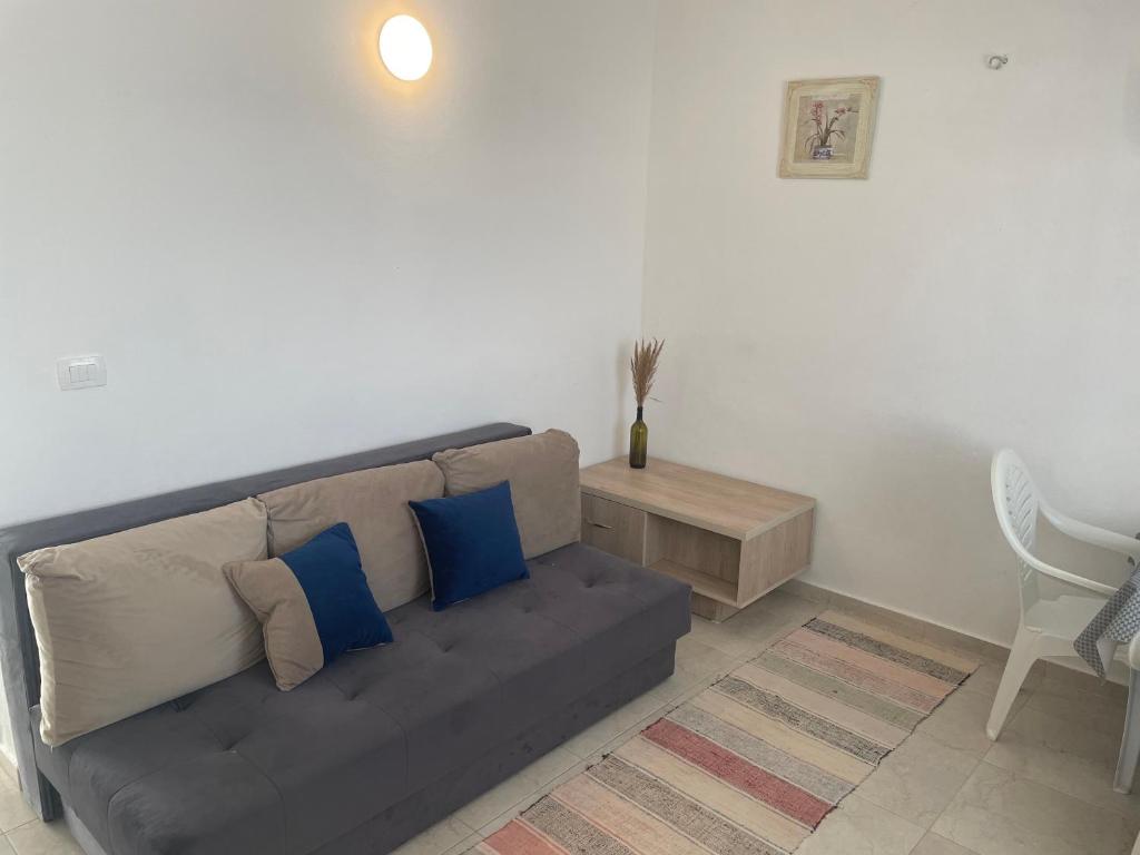 New house - 4