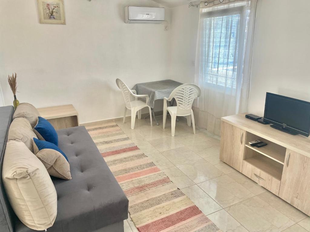 New house - 2