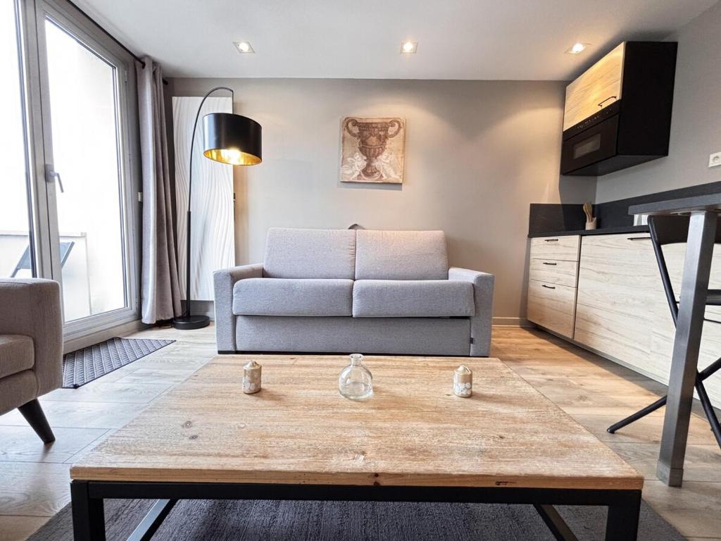 L'écrin Urbain studio chic et lumineux avec Balcon - 2