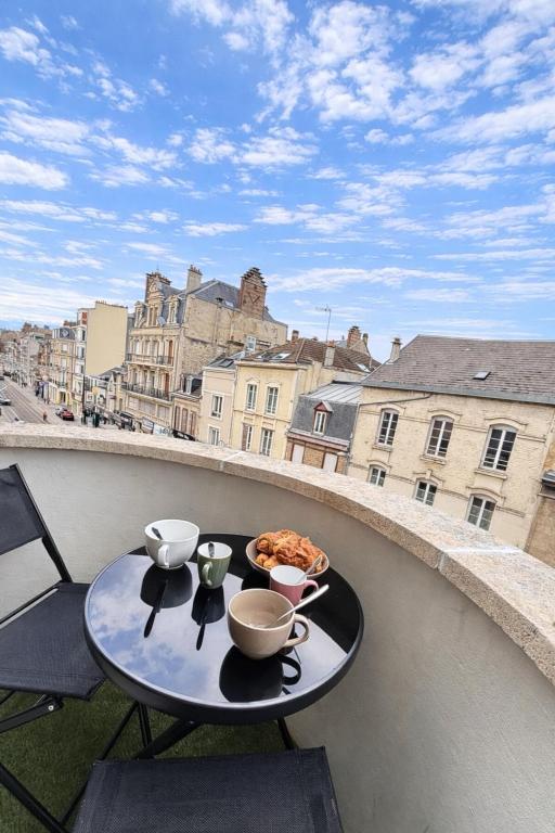 L'écrin Urbain studio chic et lumineux avec Balcon - 3