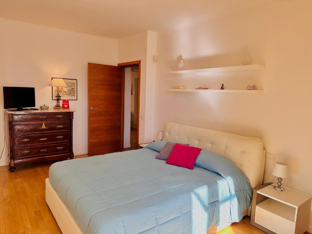 Sisters' Home - Appartamento nel centro storico con Terrazzo, Aria condizionata e Vasca da Bagno - 4