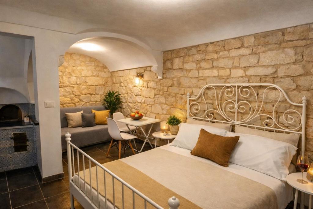 Tirella Home - 4