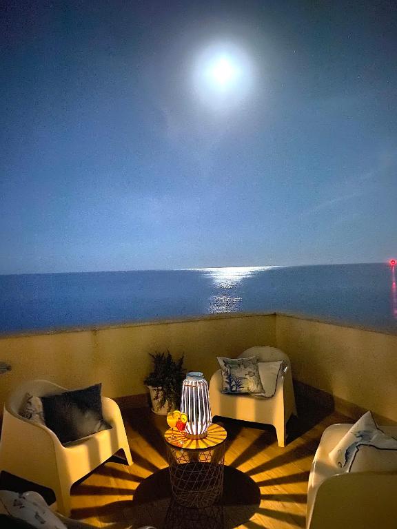 Fronte Mare a Pozzallo in Sicilia - Terrazza delle Sirene - 3