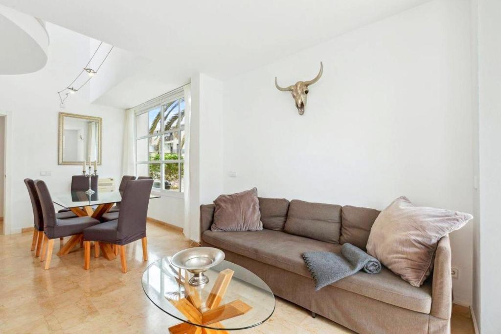 Familienfreundliches charmantes Ferienhaus mit Grill, Terrasse und Garten - 2