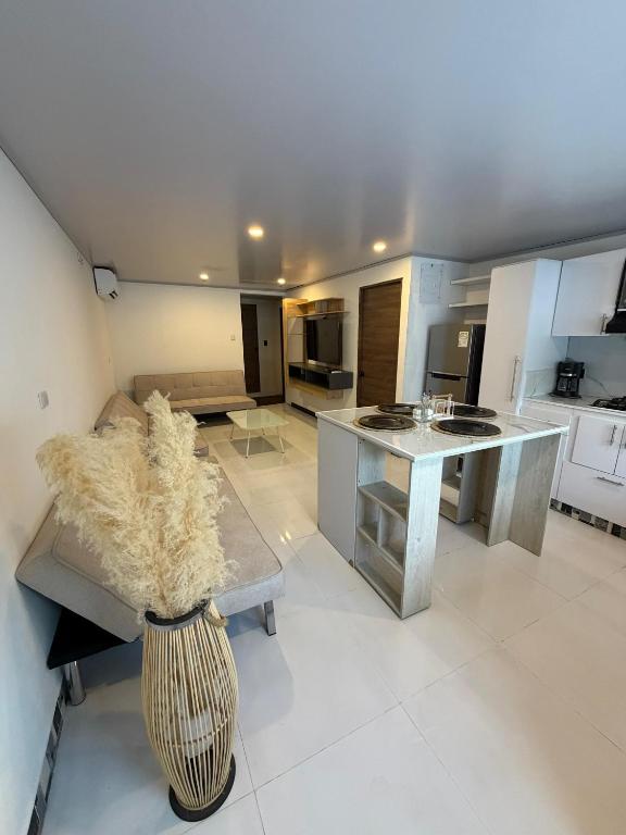 Ivootel - 2