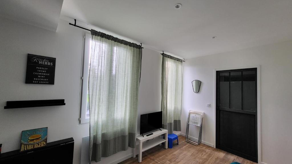 Studio Cosy proche Gare et Centre Ville - 4