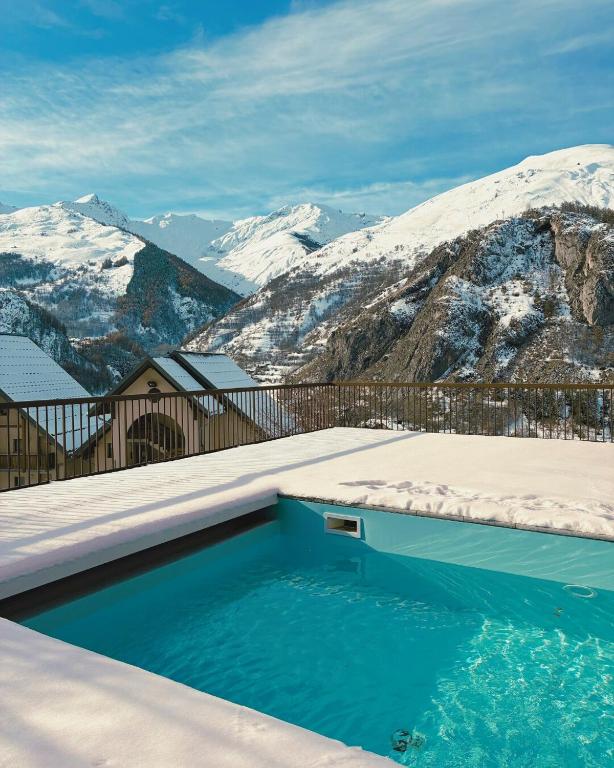 Duplex 3 bedrooms 8 peoples Heated pool Ski in ski out - 1