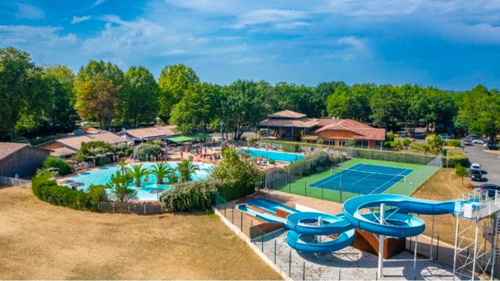 Chalet T3 15 min plage grande terasse et piscine - 2