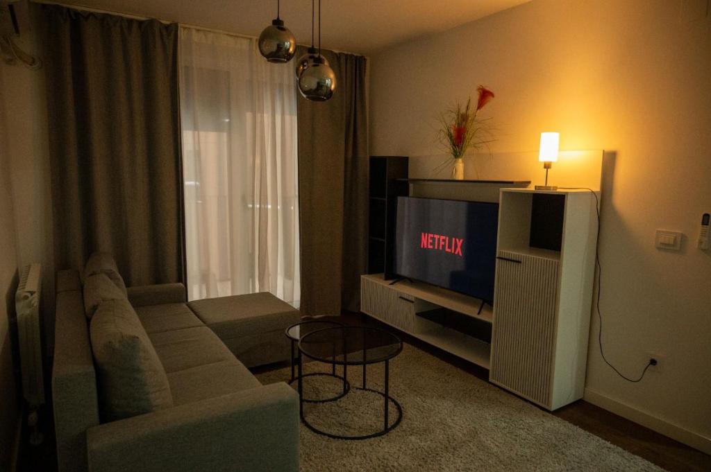 Tesla Apartment 3 - 1