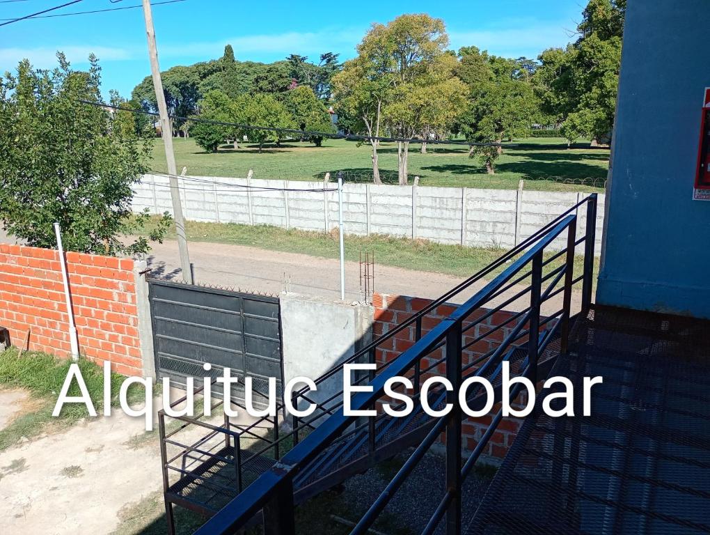 Alquituc Escobar - 3
