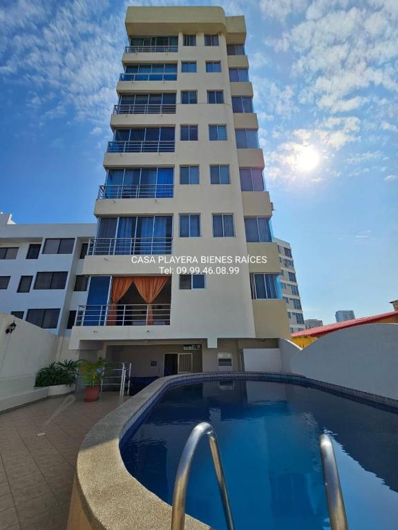Family apartment in San Lorenzo, Salinas - 2