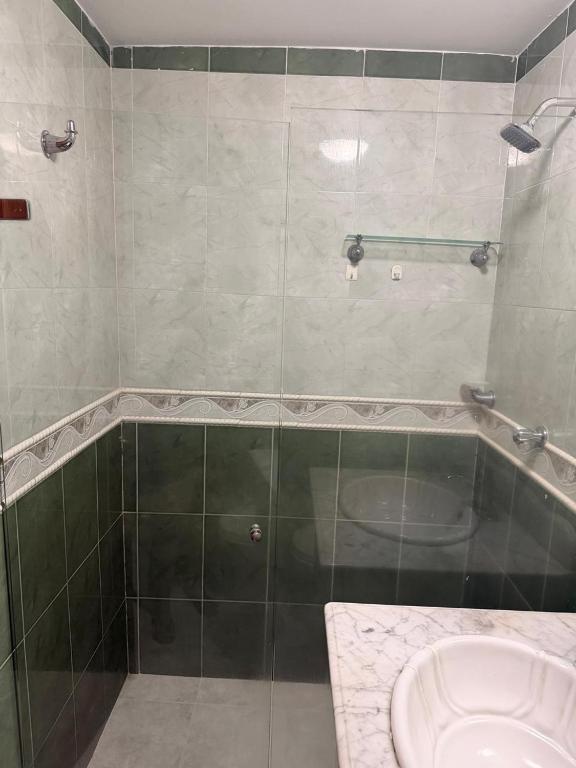 Apartamento Rodadero Con Vista al Mar Edificio Karey 404 - 4