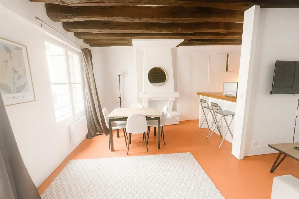 Appartement charmant ile saint louis Paris 4 - 4P - 2