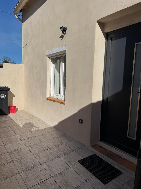 Ideal Cyclistes Km0 Ventoux RDC cour parking - 5