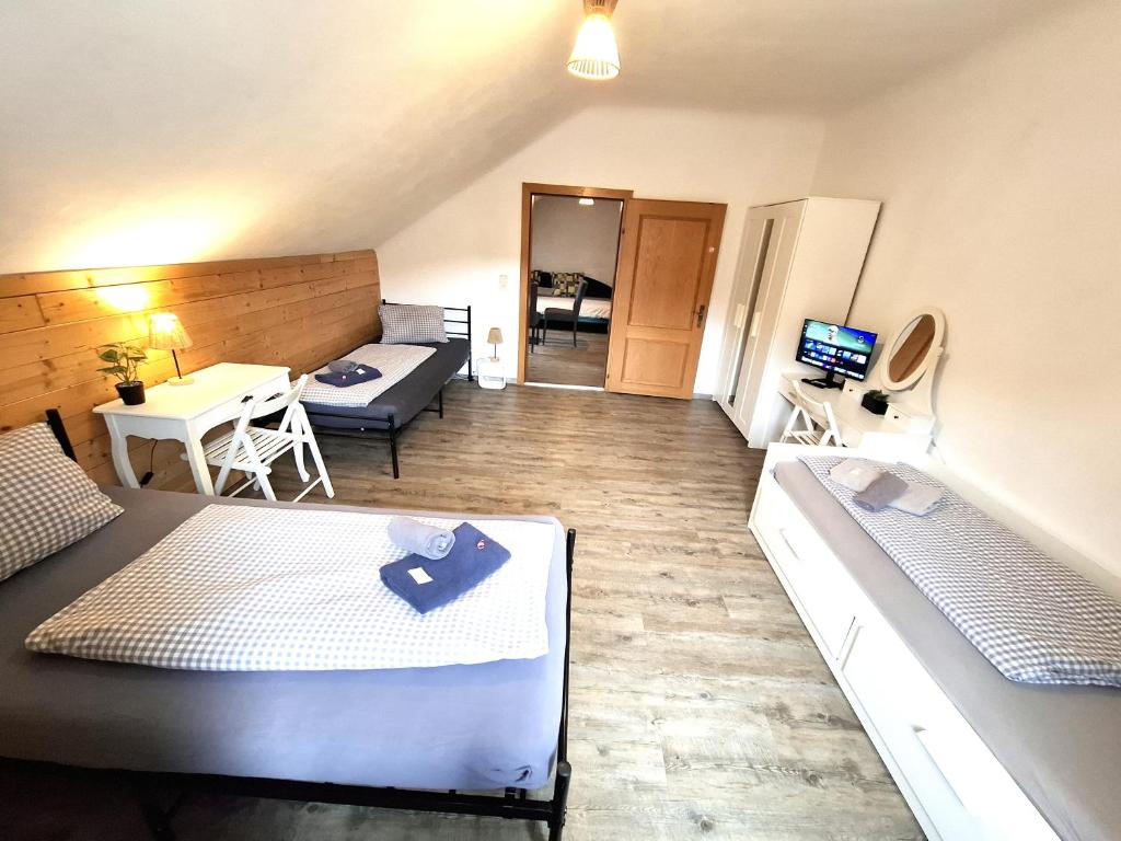 Raben Apartment Leoben Donawitz nahe voestalpine, Monteurunterkunft, Monteurzimmer in Monteurwohnung, Langzeitaufenthalte für Handwerker, Monteure und Arbeiter - 4