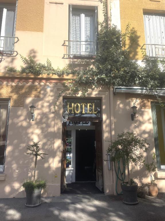 Hotel De Provence - 2